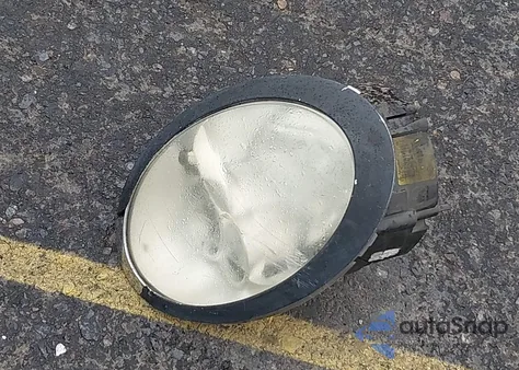 2005 Mini Cooper z USA, uszkodzony, nr VIN WMWRC33435TC59697